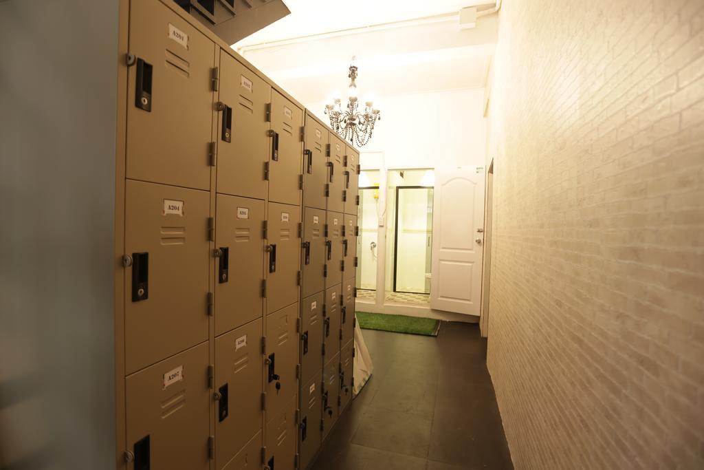 Tiger Lily Hostel Bangkok Room photo